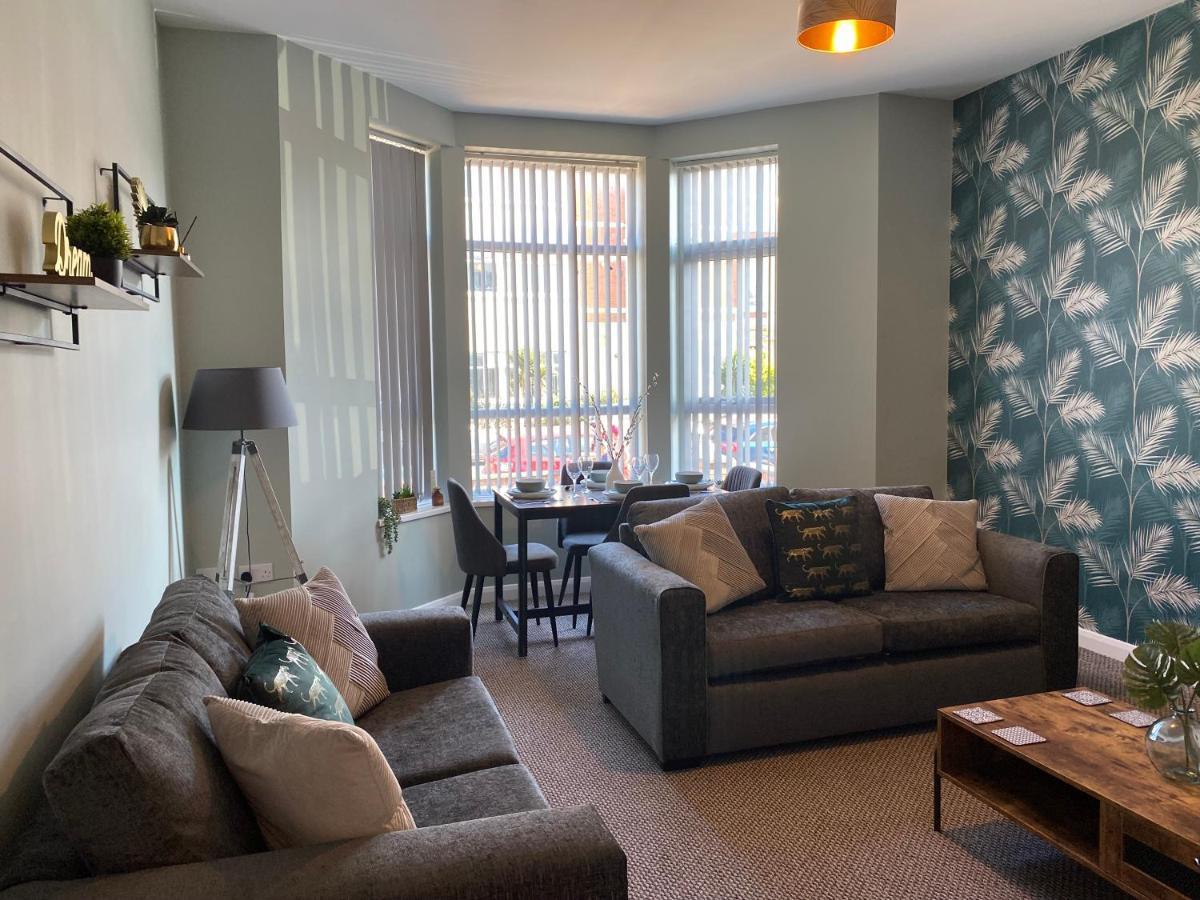 Blackpool Sleepover Apartment 1 Free Parking Sleeps 6 Kültér fotó